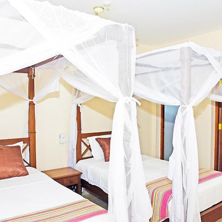Galu Gardens Apartments Диани Бийч Екстериор снимка